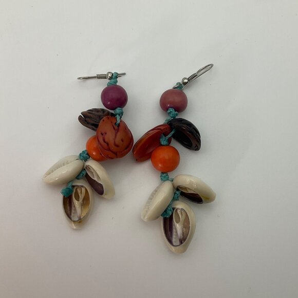 New Handmade Cowrie Shell Beaded Dangle Earrings Boho Coastal Handcrafted - Picture 2 of 4